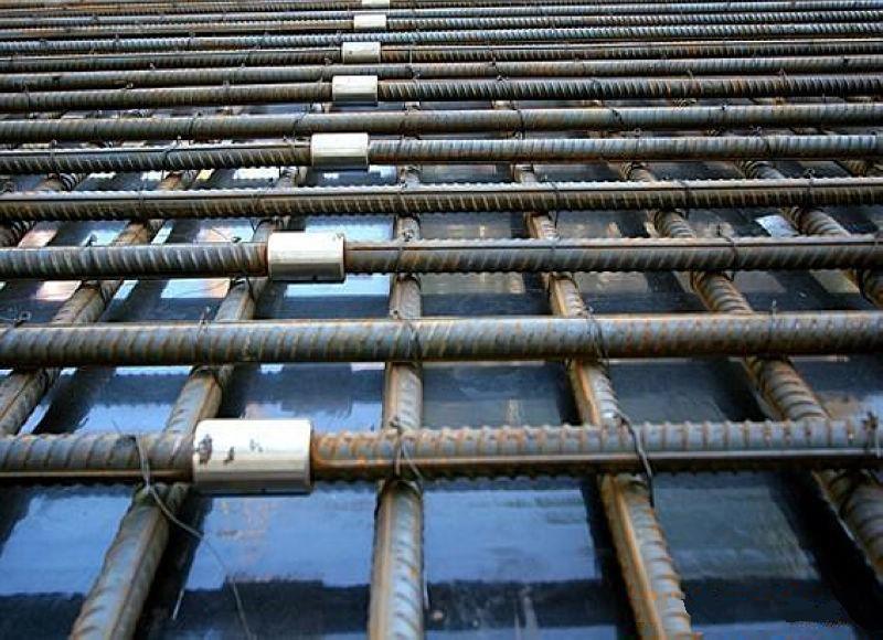 利川为什么建楼房时，要在钢筋上加一排小圆环？原来作用这么大